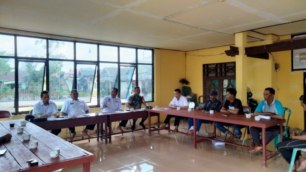 Mediasi sengketa batas tanah antar tetangga di Kecamatan Mojo